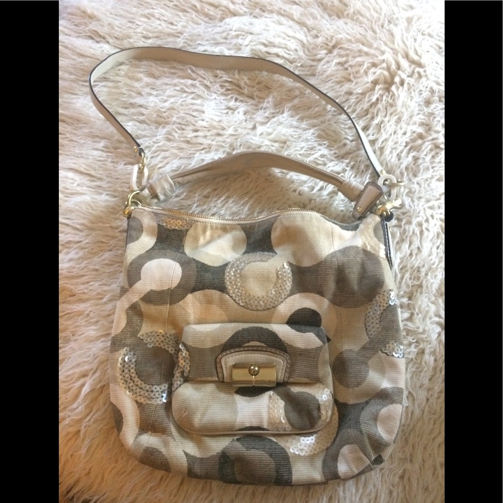 FIRM 👜 EUC-Coach Graphic Sequin Convertible Hobo Bag